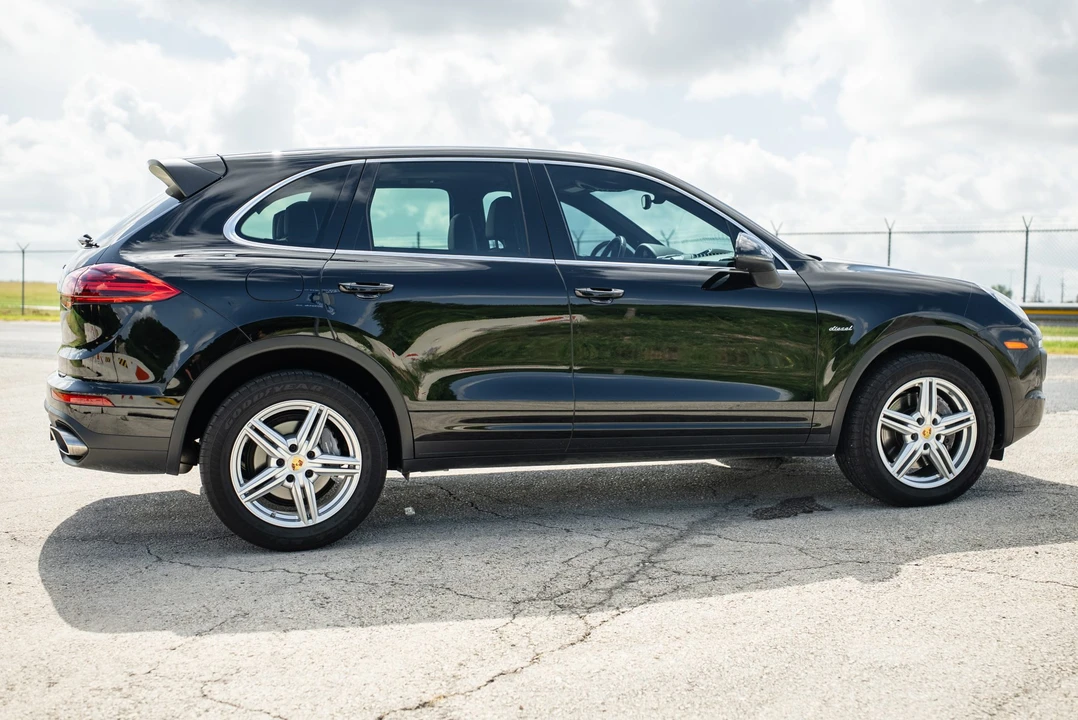 2015 Porsche 958 Cayenne Diesel - Image 11 of 31