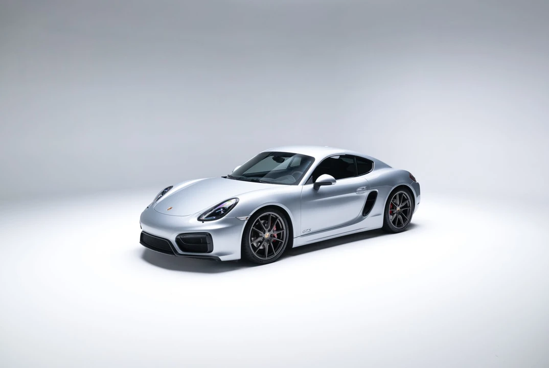 2015 Porsche 981 Cayman GTS - Image 4 of 31