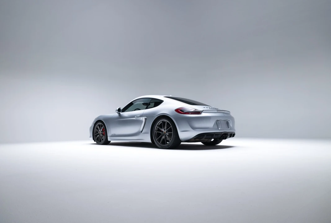 2015 Porsche 981 Cayman GTS - Image 14 of 31