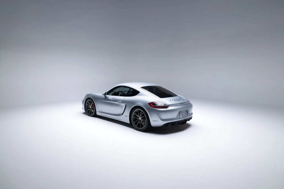 2015 Porsche 981 Cayman GTS - Image 13 of 31