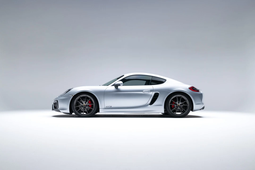2015 Porsche 981 Cayman GTS - Image 9 of 31