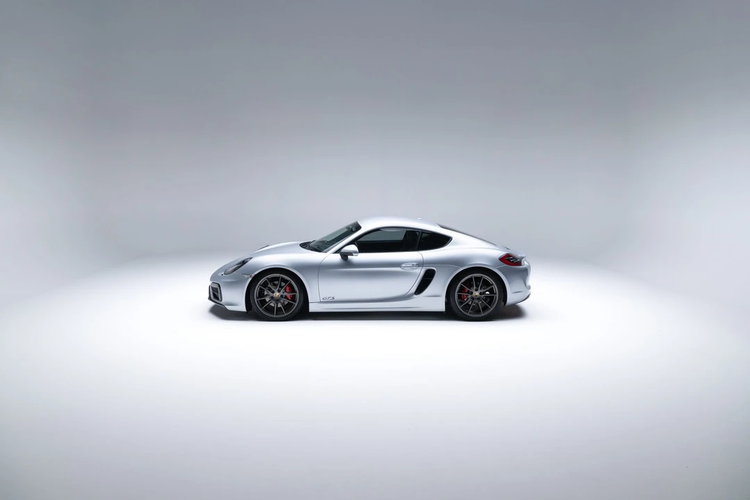 2015 Porsche 981 Cayman GTS - Image 7 of 31