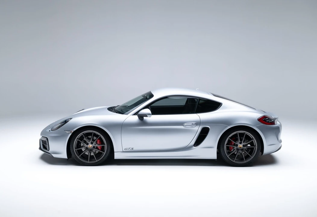 2015 Porsche 981 Cayman GTS - Image 12 of 31