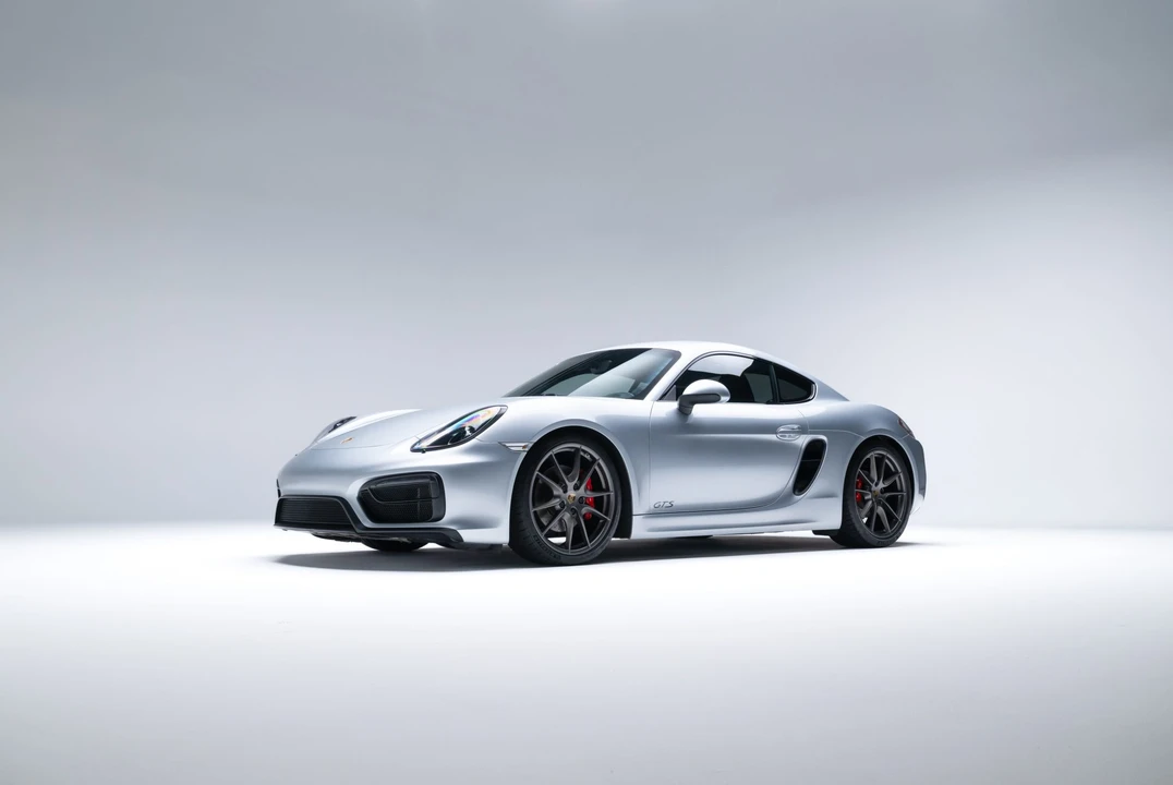 2015 Porsche 981 Cayman GTS - Image 6 of 31