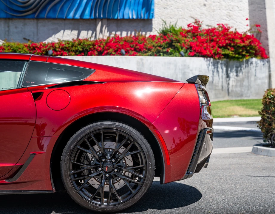2016 Chevrolet Corvette C7 Z06 - Image 24 of 31