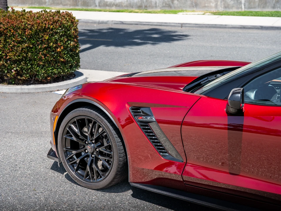 2016 Chevrolet Corvette C7 Z06 - Image 23 of 31