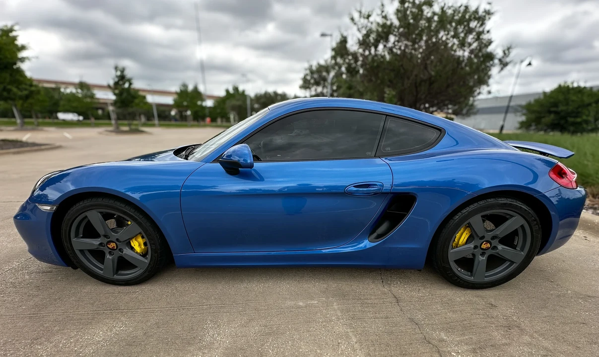 2016 Porsche 981 Cayman - Image 4 of 31