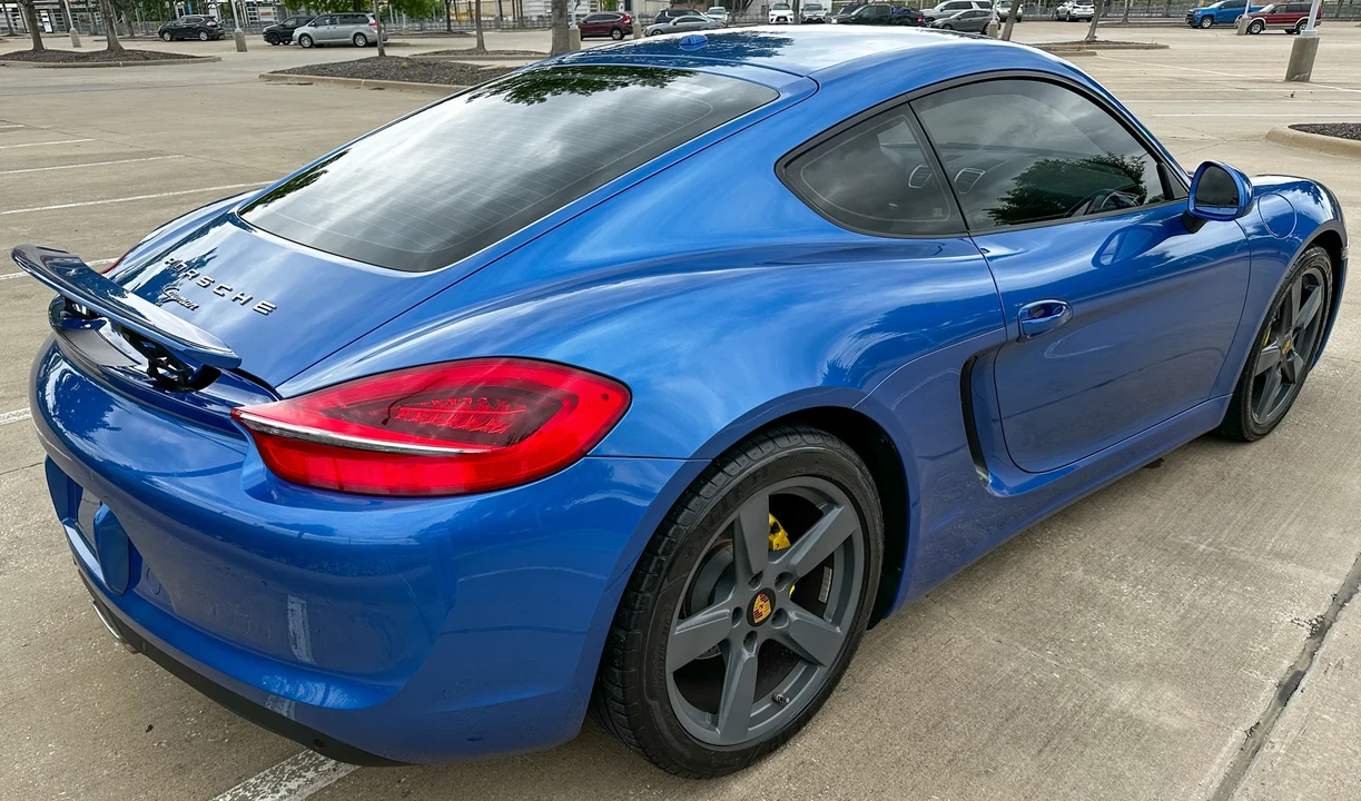 2016 Porsche 981 Cayman - Image 15 of 31