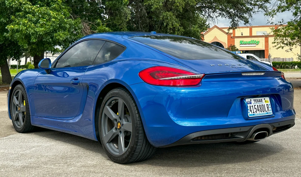 2016 Porsche 981 Cayman - Image 8 of 31