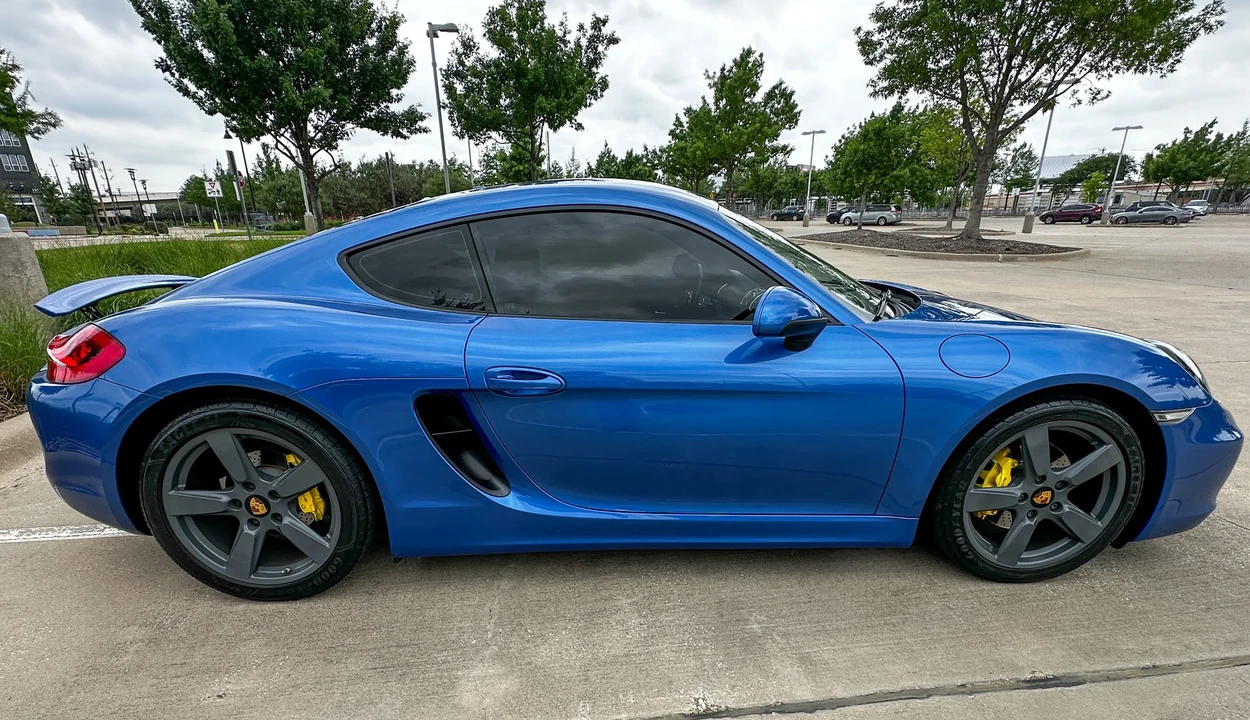 2016 Porsche 981 Cayman - Image 17 of 31