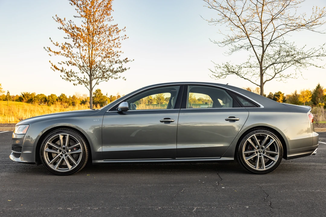 2017 Audi D4 S8 - Image 29 of 31