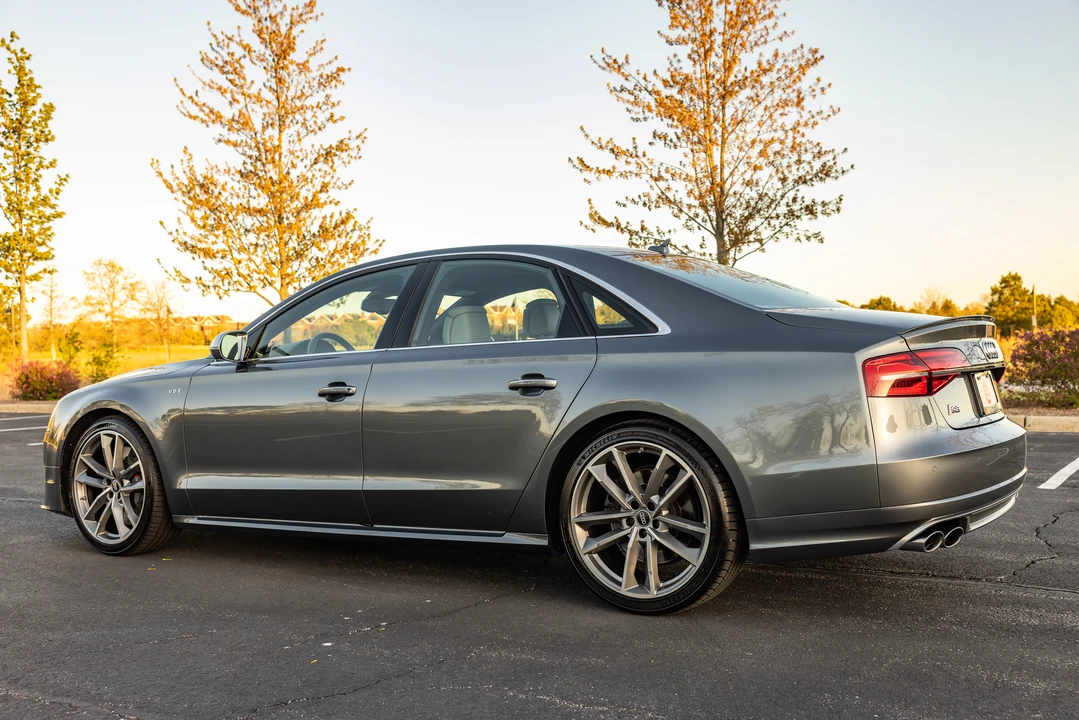 2017 Audi D4 S8 - Image 28 of 31
