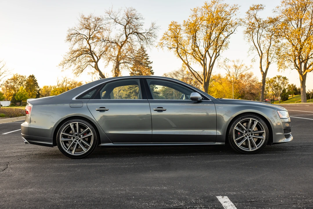 2017 Audi D4 S8 - Image 20 of 31