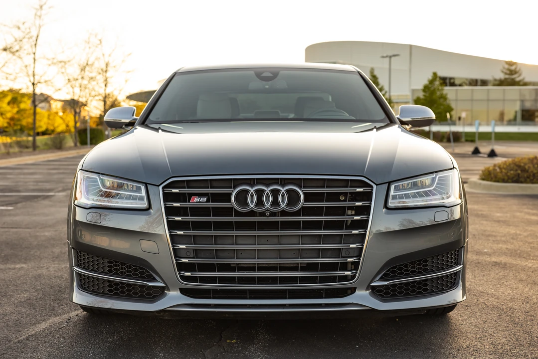 2017 Audi D4 S8 - Image 13 of 31