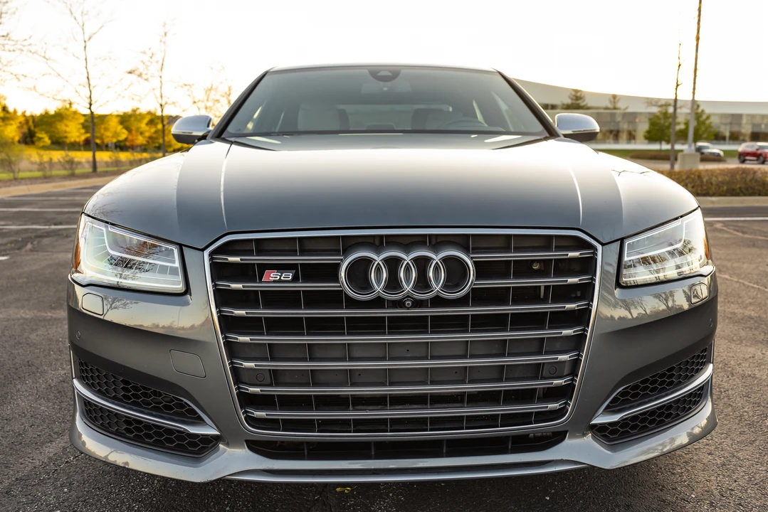 2017 Audi D4 S8 - Image 14 of 31