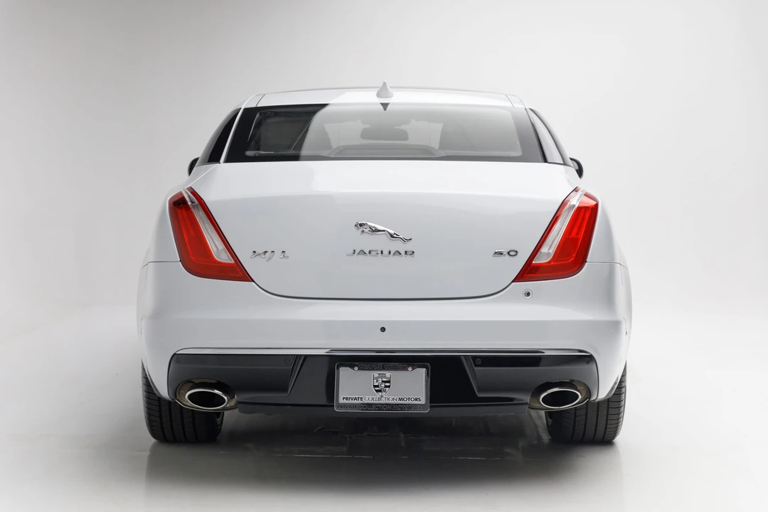 2017 Jaguar X351 XJ - Image 5 of 31