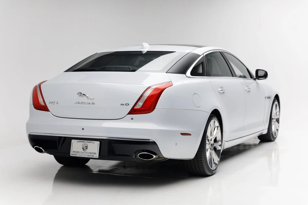 2017 Jaguar X351 XJ - Image 6 of 31
