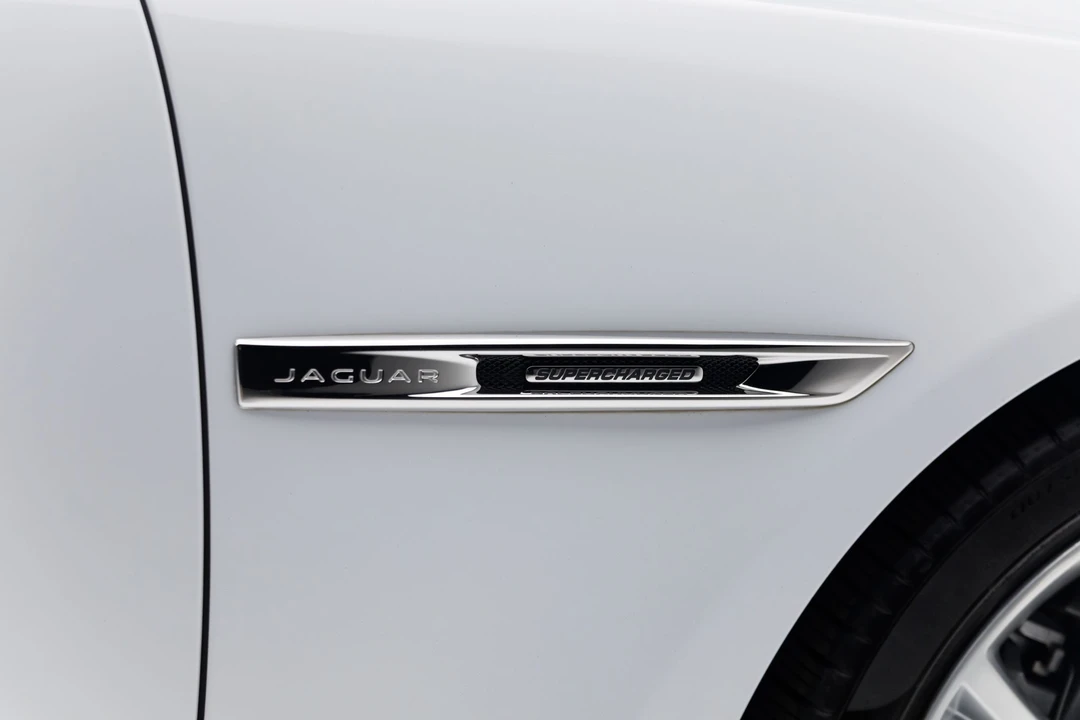 2017 Jaguar X351 XJ - Image 26 of 31