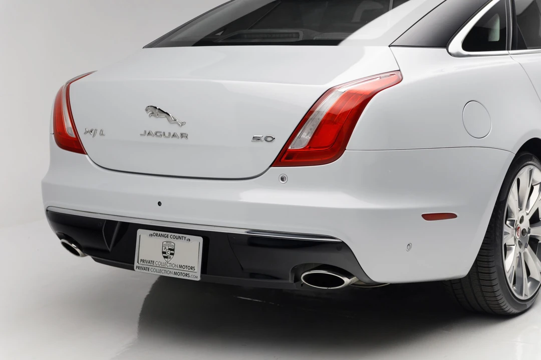 2017 Jaguar X351 XJ - Image 13 of 31