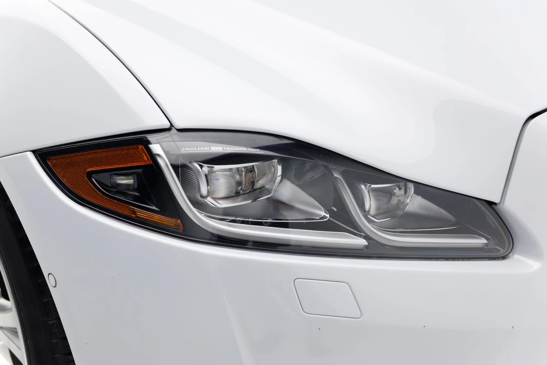 2017 Jaguar X351 XJ - Image 23 of 31