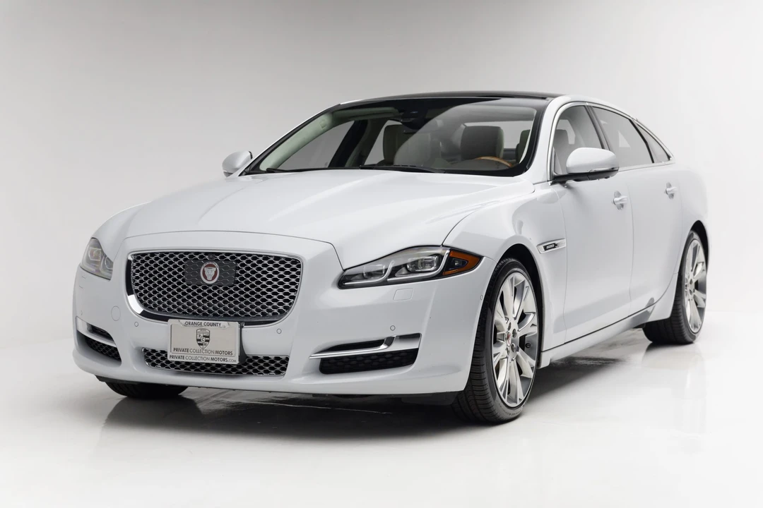 2017 Jaguar X351 XJ - Image 3 of 31