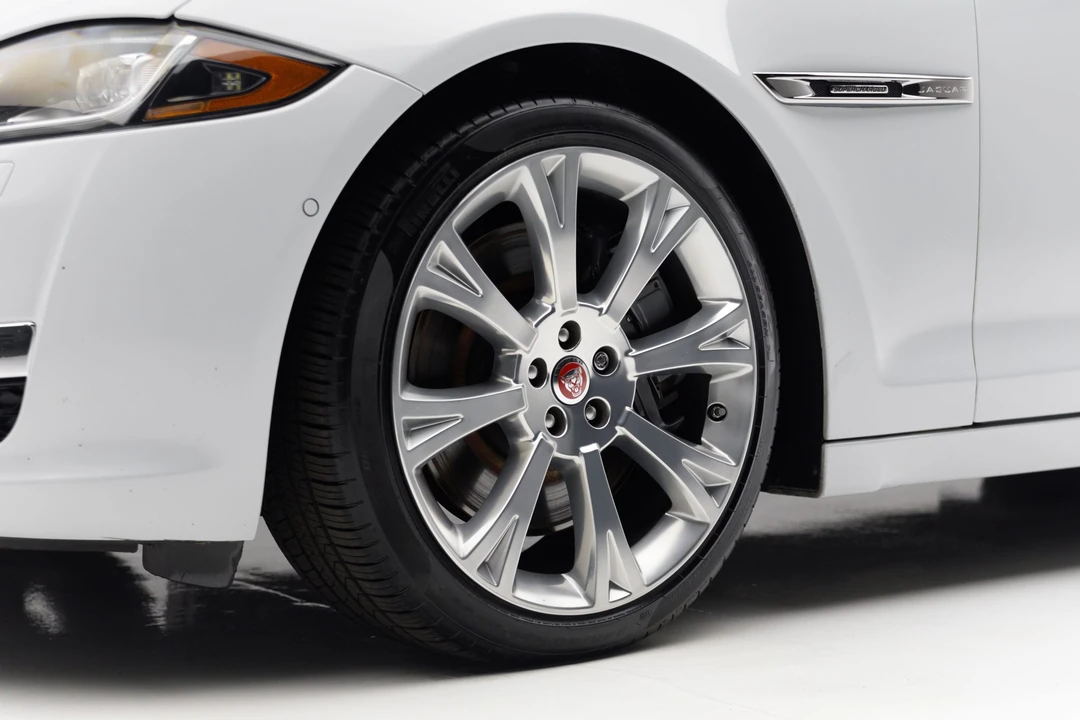 2017 Jaguar X351 XJ - Image 28 of 31