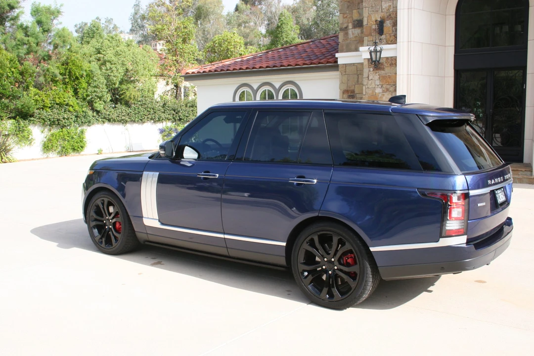 2017 Land Rover Range Rover L405 - Image 10 of 31