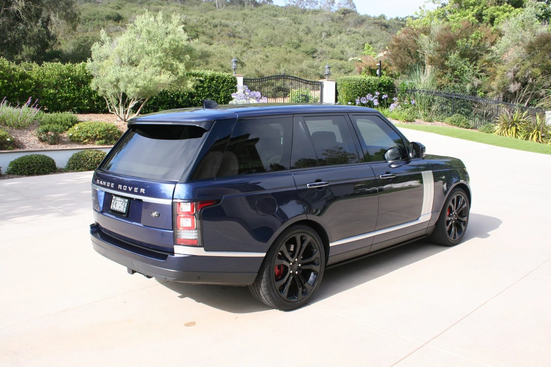 2017 Land Rover Range Rover L405 - Image 17 of 31