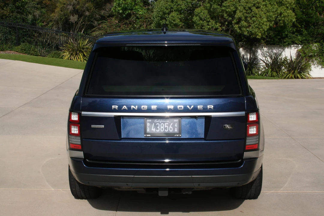 2017 Land Rover Range Rover L405 - Image 14 of 31