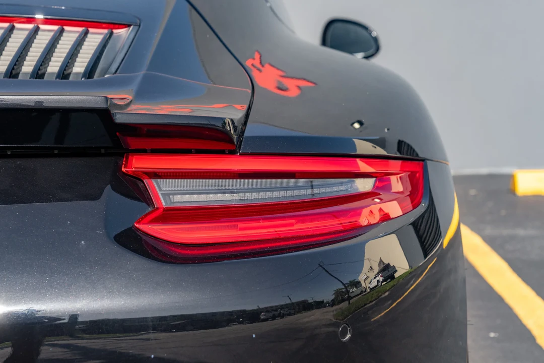 2017 Porsche 991 Carrera - Image 28 of 31