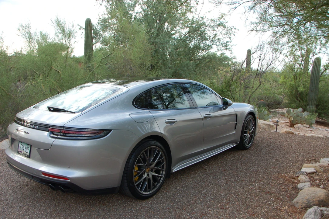 2017 Porsche 971 Panamera Turbo - Image 19 of 31