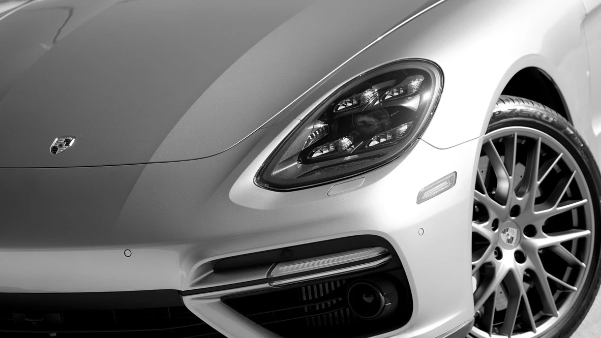 2017 Porsche 971 Panamera Turbo - Image 30 of 31