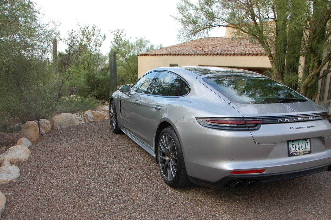 2017 Porsche 971 Panamera Turbo - Image 16 of 31