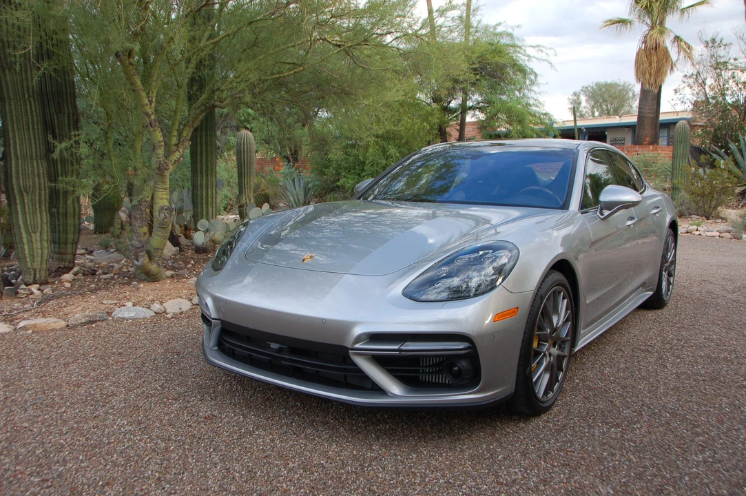 2017 Porsche 971 Panamera Turbo - Image 14 of 31