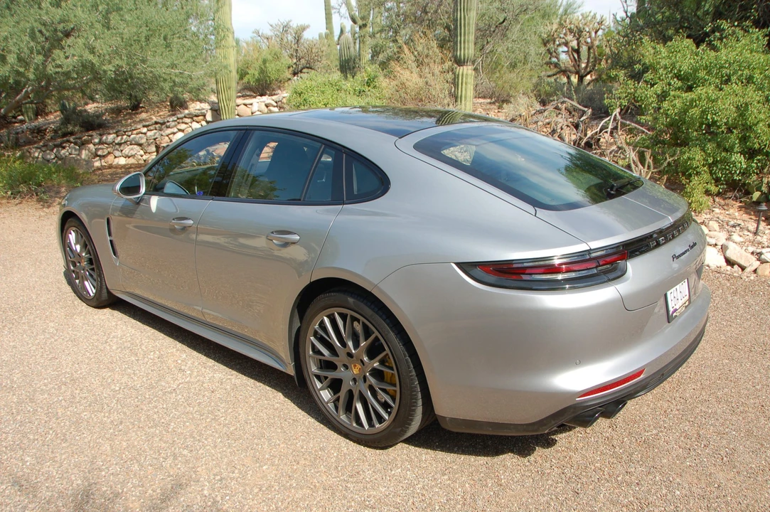 2017 Porsche 971 Panamera Turbo - Image 15 of 31
