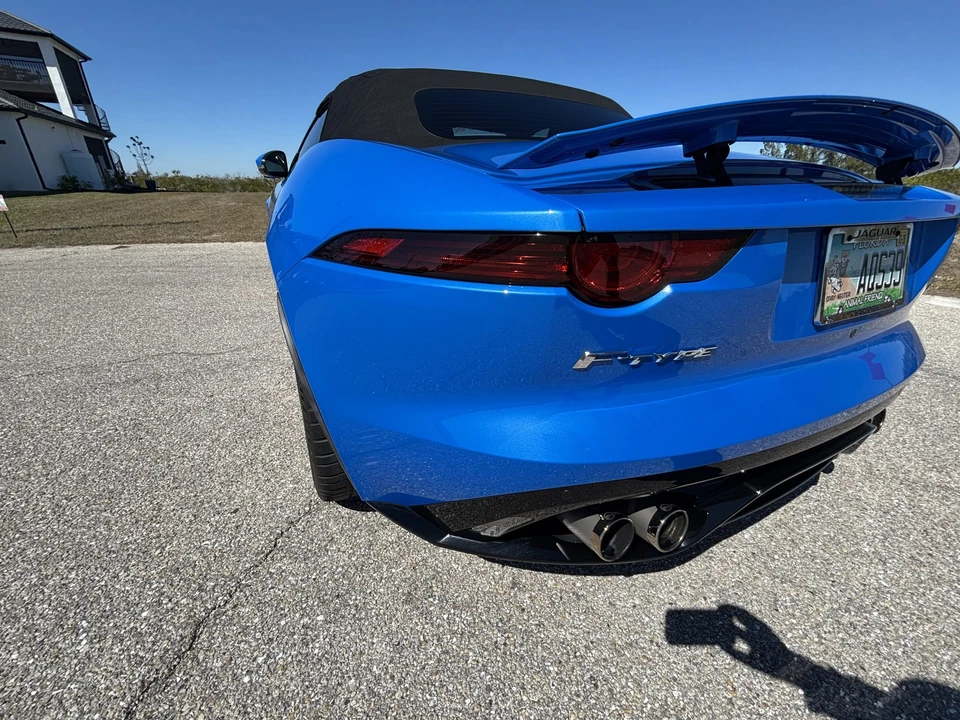 2018 Jaguar F-Type SVR 1st Gen - Image 20 of 31