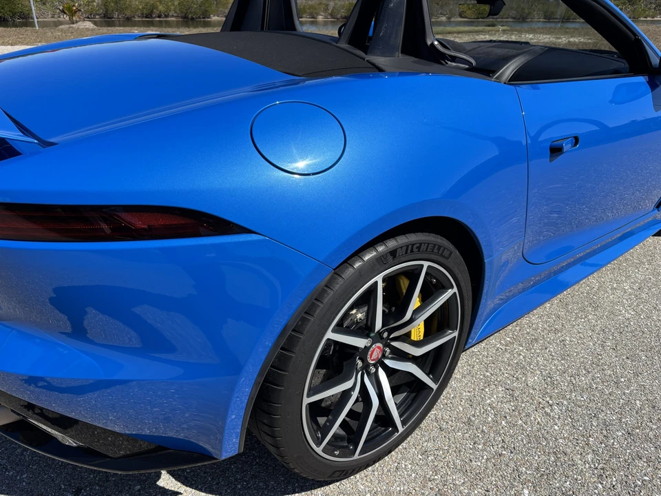 2018 Jaguar F-Type SVR 1st Gen - Image 28 of 31