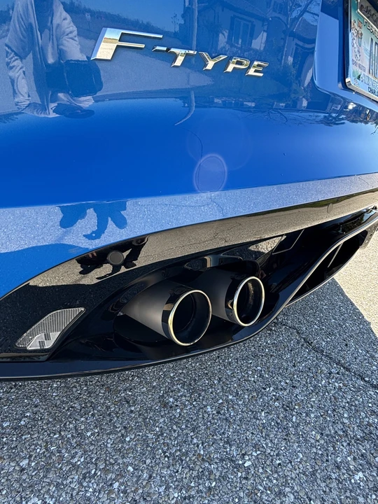 2018 Jaguar F-Type SVR 1st Gen - Image 21 of 31