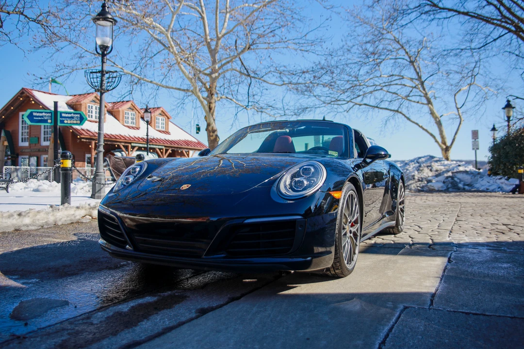2019 Porsche 991 Targa 4 & 4S - Image 3 of 31