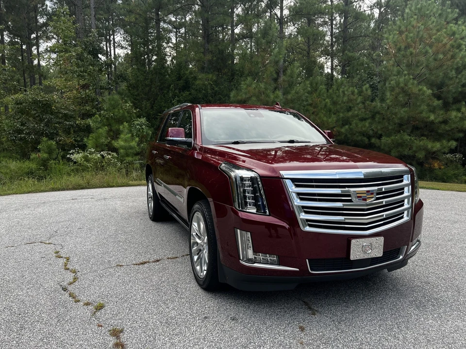 2020 Cadillac Escalade 4th Gen - Image 7 of 31