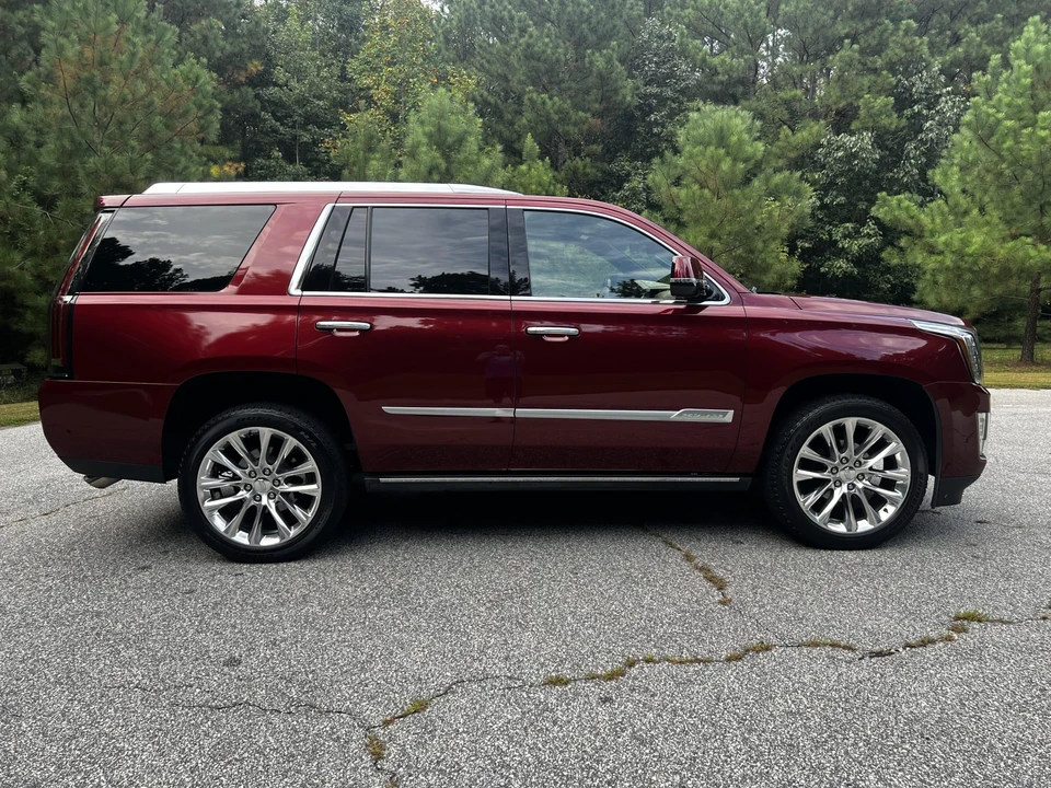 2020 Cadillac Escalade 4th Gen - Image 8 of 31