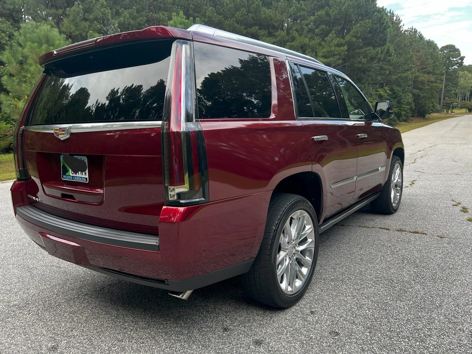 2020 Cadillac Escalade 4th Gen - Image 9 of 31