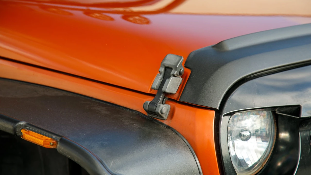 2010 Jeep JK Wrangler - Image 13 of 31