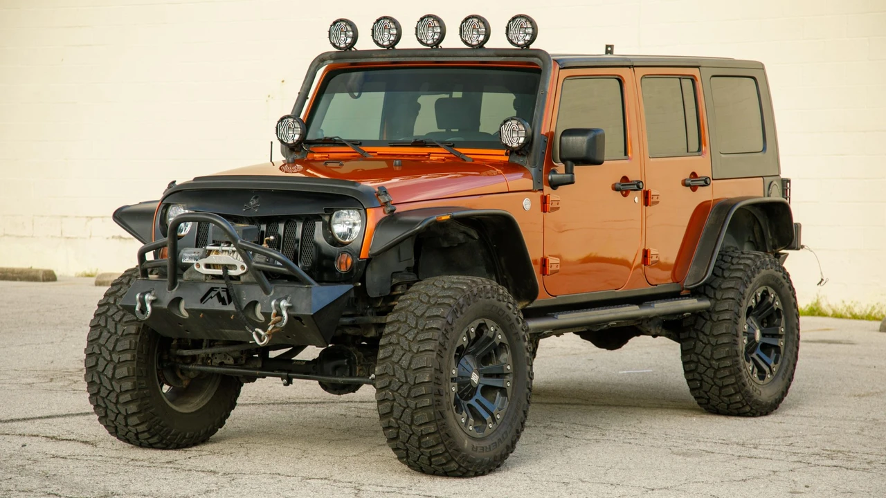 2010 Jeep JK Wrangler - Image 2 of 31