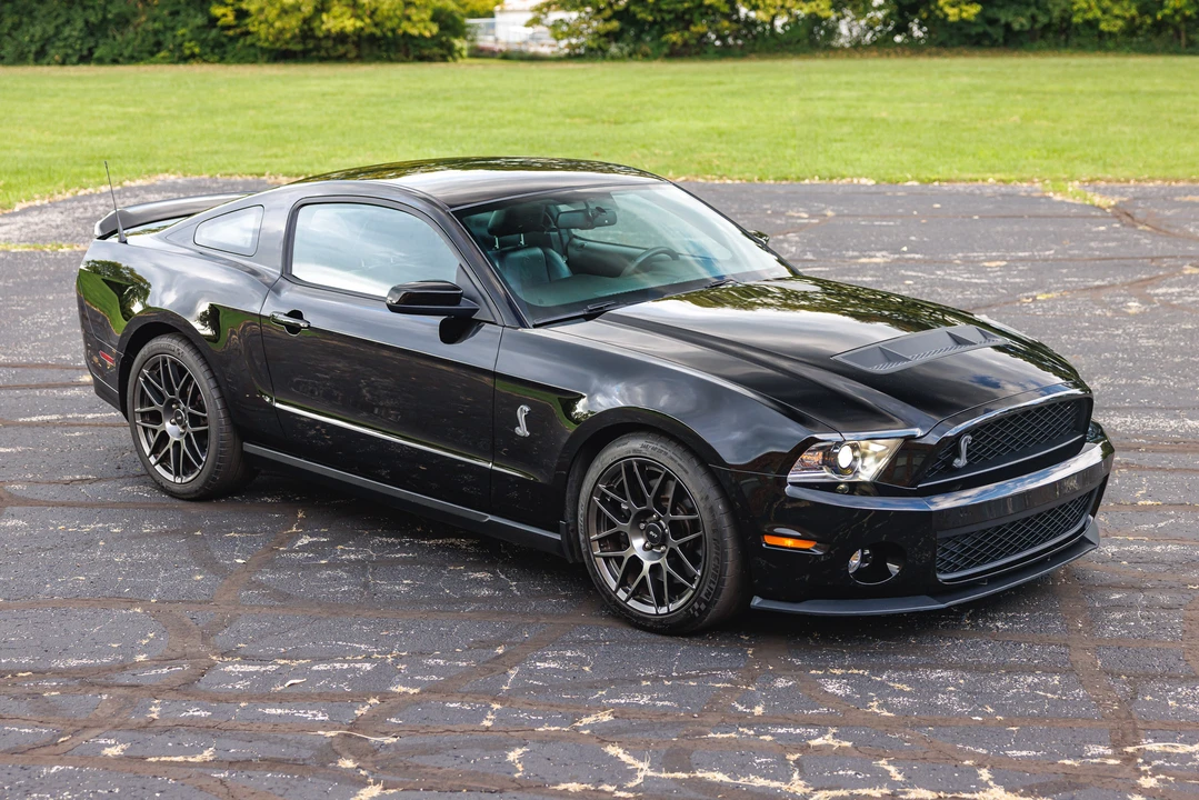 2011 Ford S197 Mustang - Image 2 of 31