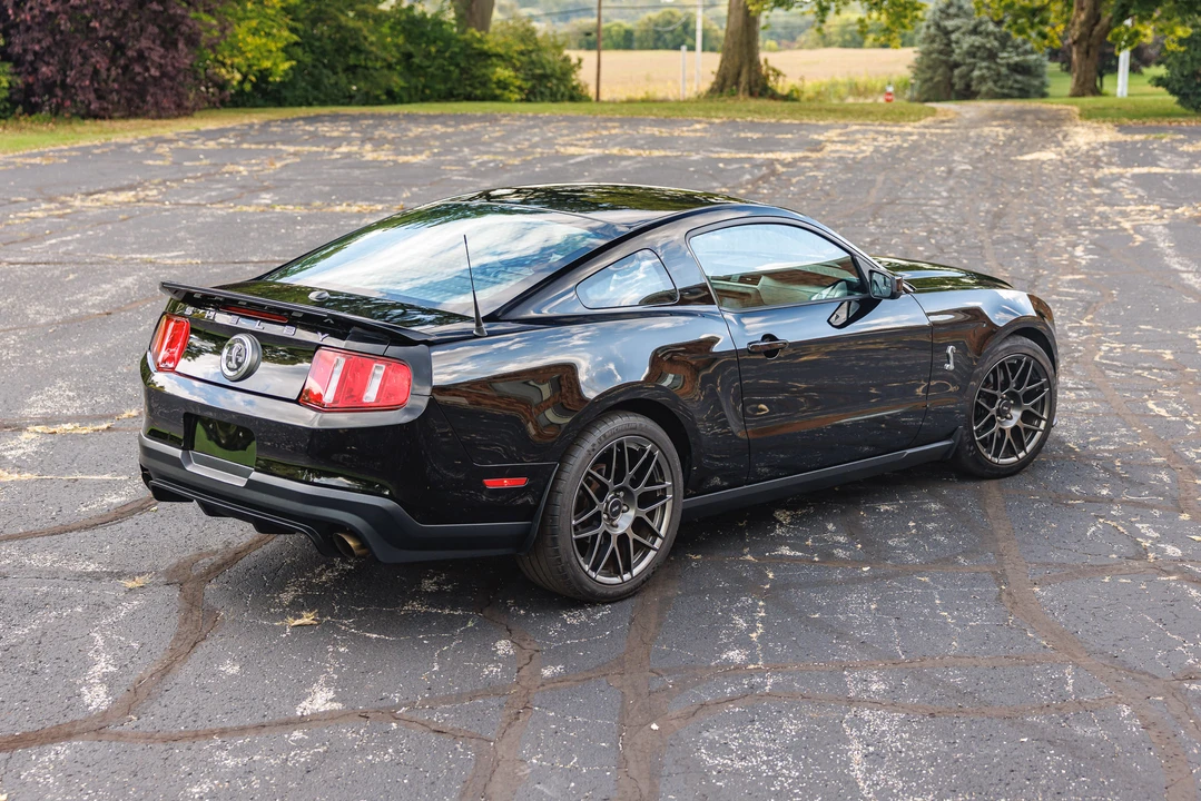 2011 Ford S197 Mustang - Image 14 of 31