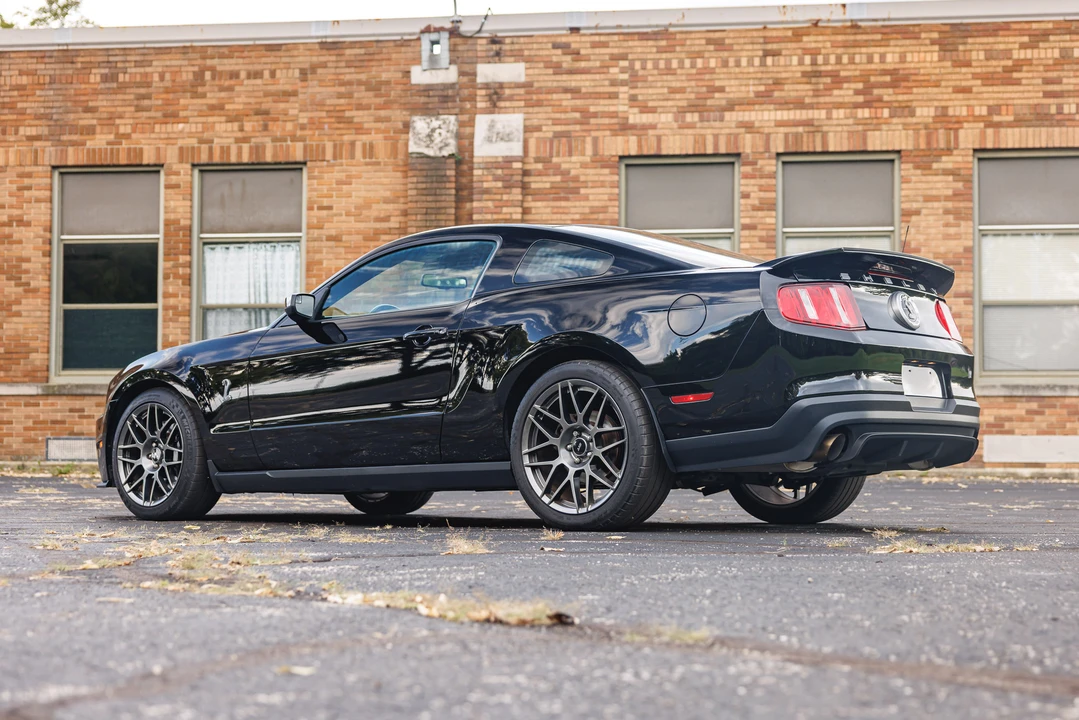 2011 Ford S197 Mustang - Image 10 of 31