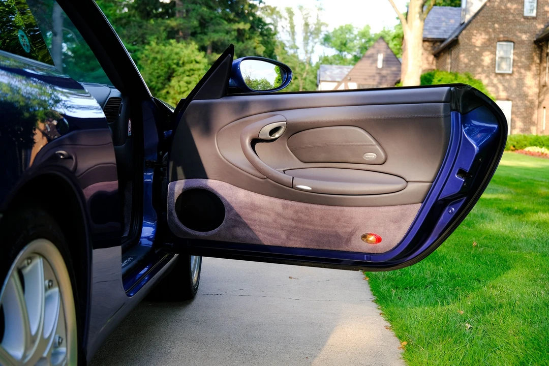 2000 Porsche 996 Carrera - Image 27 of 31