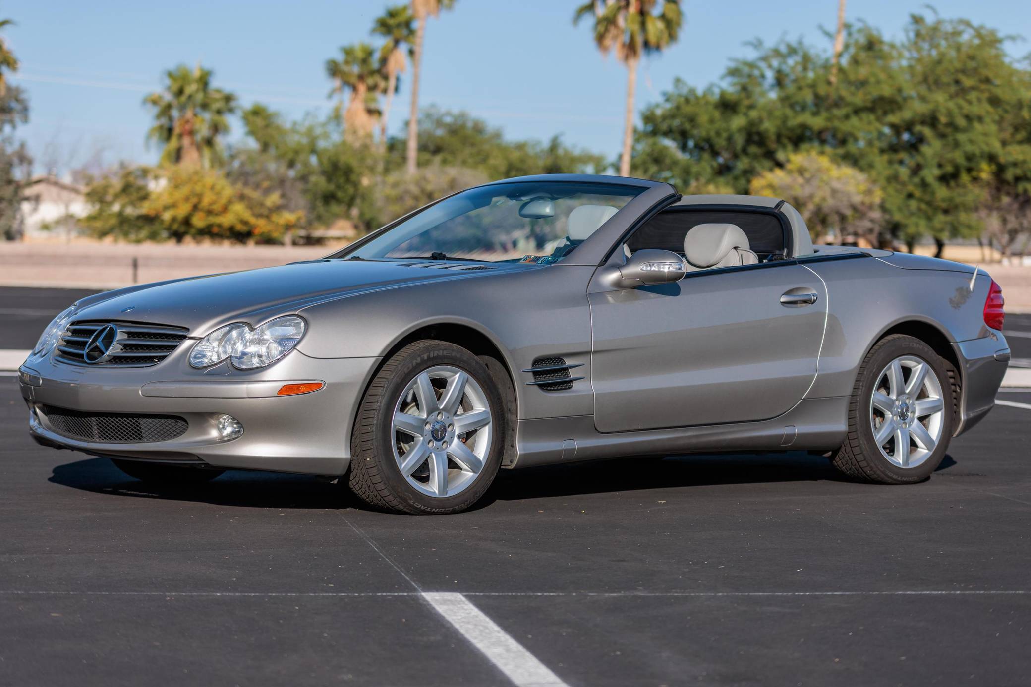 2003 Mercedes-Benz SL500