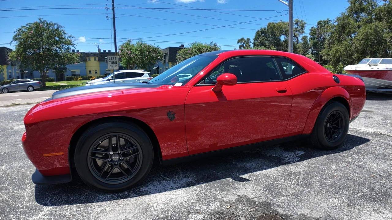2023 Dodge Challenger SRT Demon & Super Stock 3rd Gen - Image 9 of 31